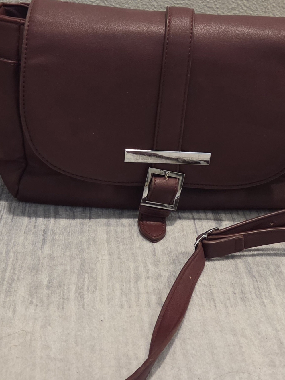 Women’s Concealed Carry Crossbody Bag Damsel In Defense